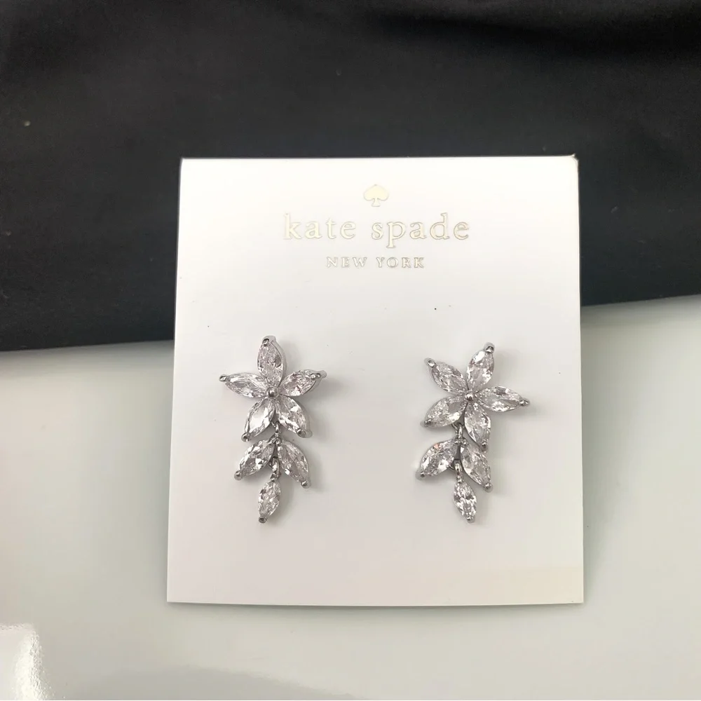 Kate Spade flower earrings - Picture 4 of 4